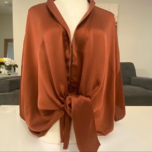 Elizabeth and James 100%Silk Blouse. Cognac color.